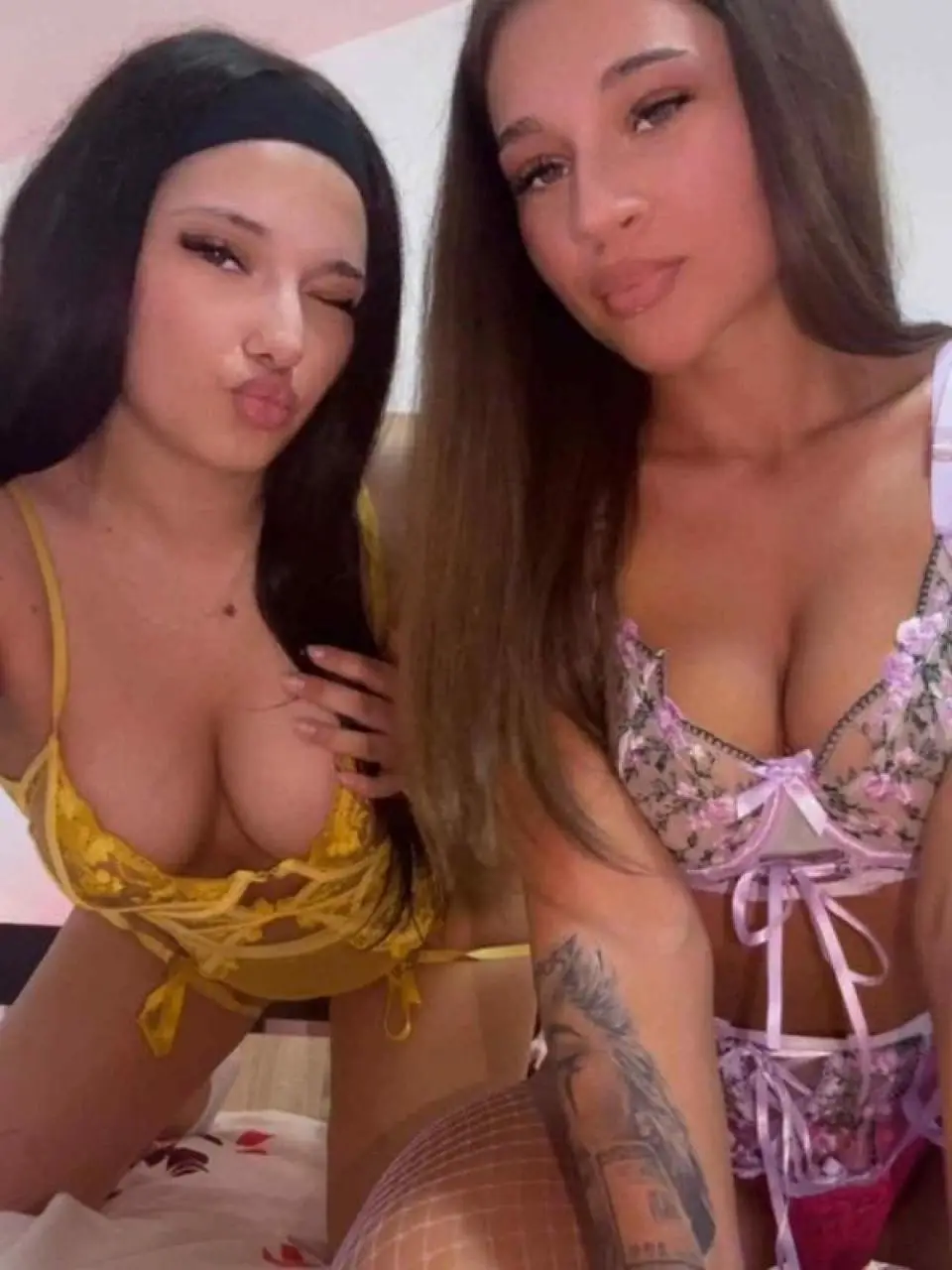 Maya & Emma | 19 | Telefono rosa & Video chat | Cornavin, Genève - 2/1