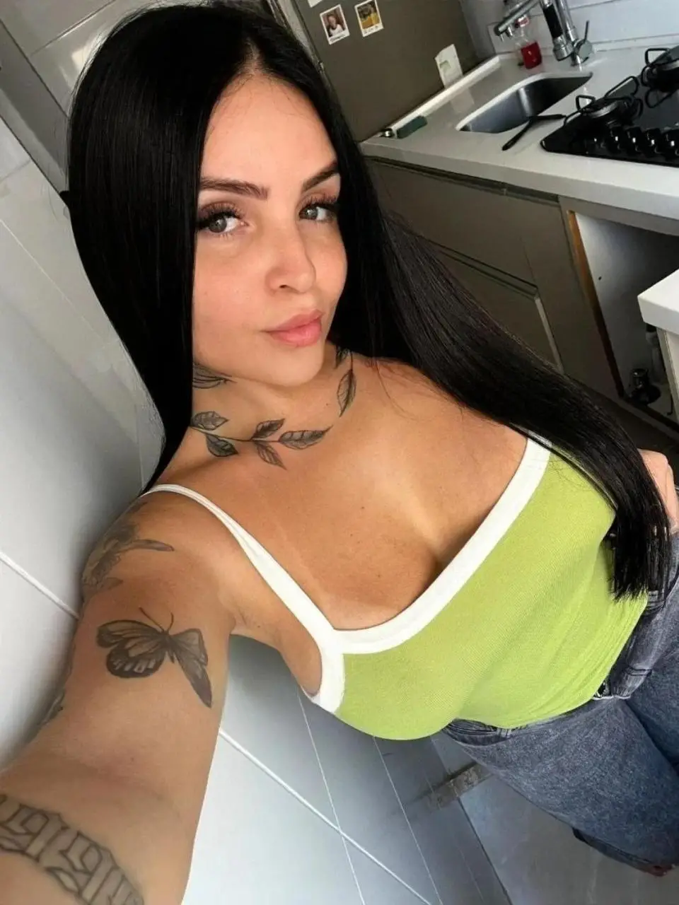 Kiki - Escort a Neuchâtel, Neuchâtel, CH