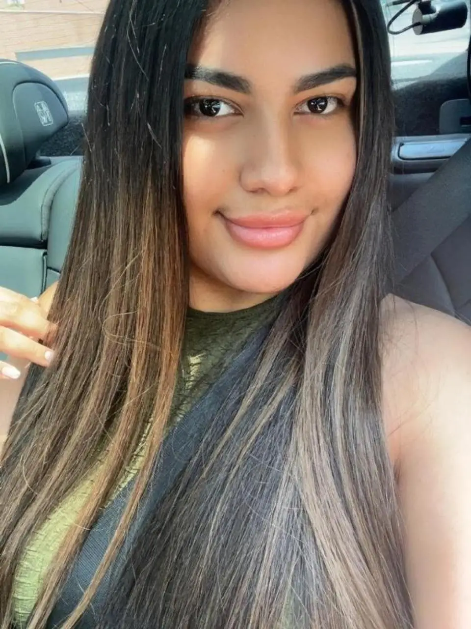 Jessica | 23 | Escort | Delémont, Jura, CH - 2/1