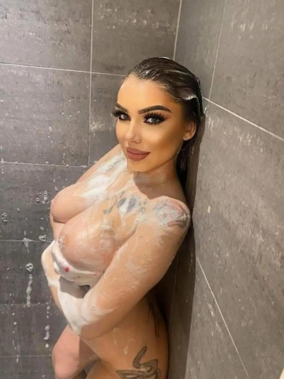 Carla | 28 | Escort | Genève, Geneve, CH - 2/1