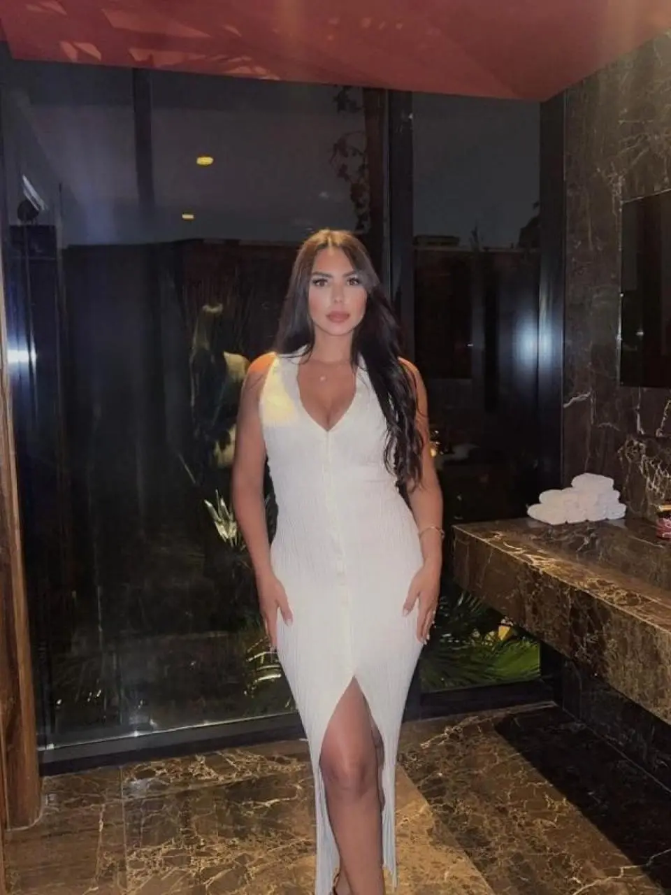 Paris | 20 | Escort | Neuchâtel, Neuchâtel, CH - 2/1